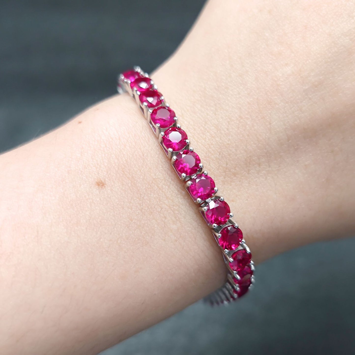 Luxury Colorful Gem Bracelet with cultivation ruby