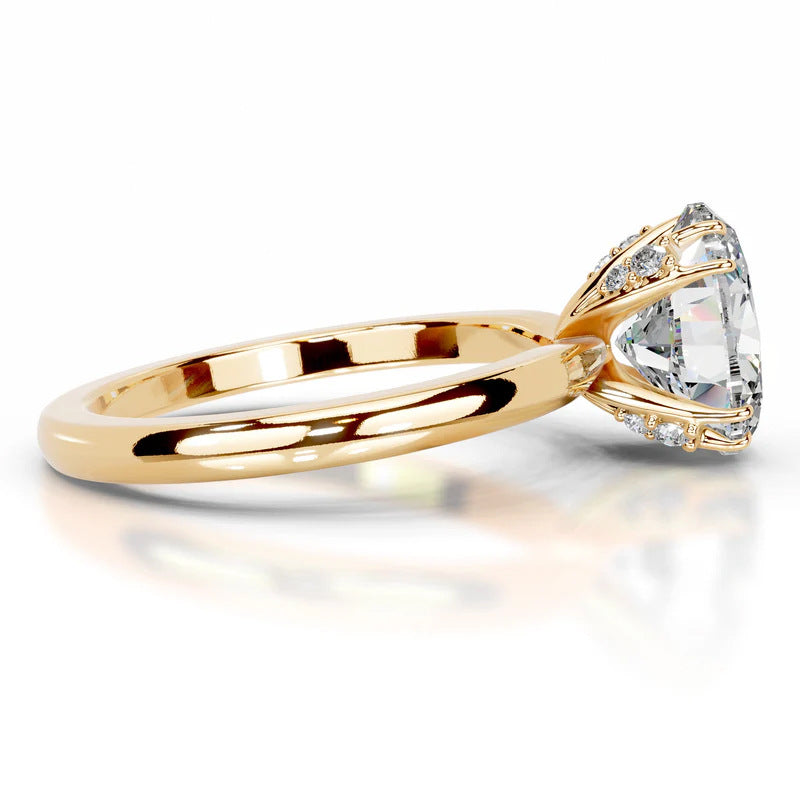 Olympe — Oval Moissanite Ring